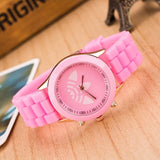 2018 New Top Luxury Brand Fashion silicone Watch Women Casual quartz sport watches 13 colors ladies watches relogio feminino